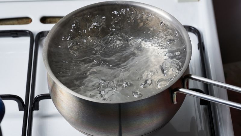 boil water for check your meat thermometer accurate